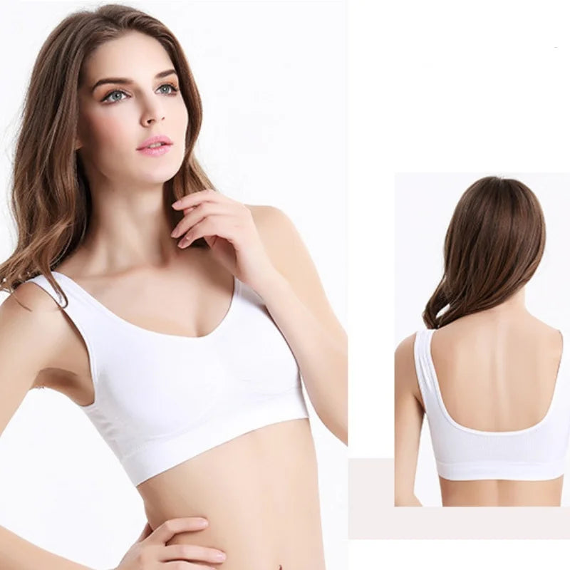 Women's Scoop Neck Wide Strap Sports Bra