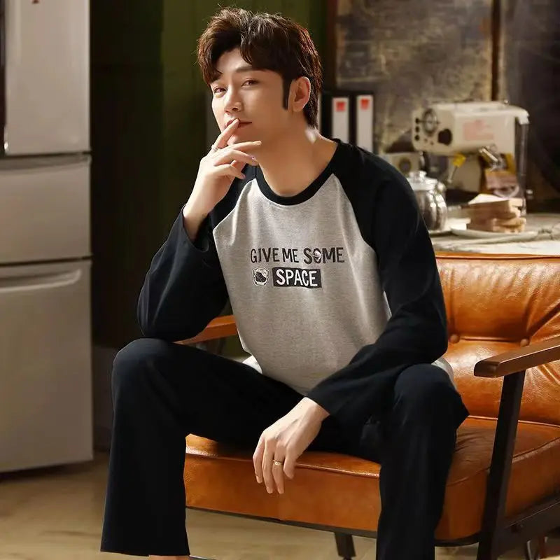 Men's Printed Long Sleeve Crew Neck Top and Pants Pajama Set