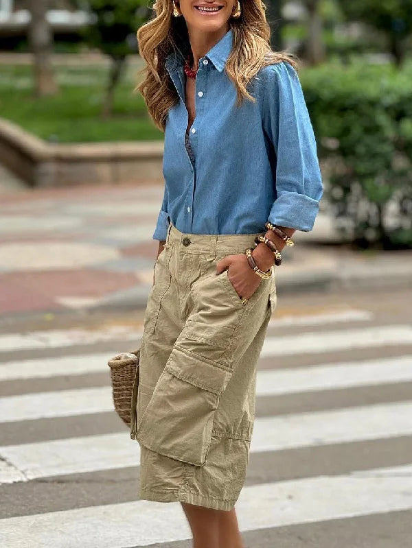 Women's Wide Leg Cropped Cargo Pants with Button Waist and Pockets