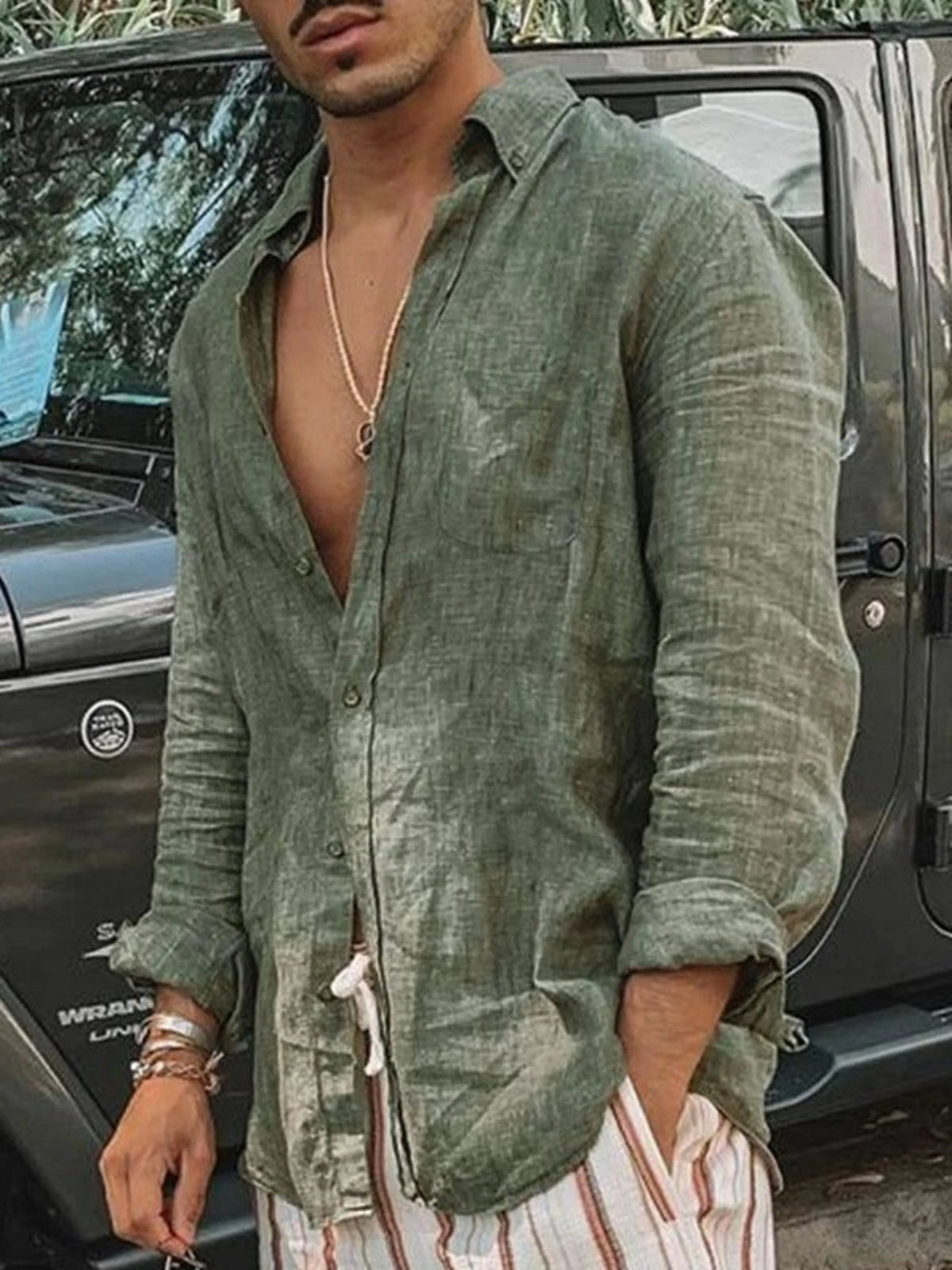 Men's Solid Cotton-Blend Long-Sleeve Button-Front Shirt
