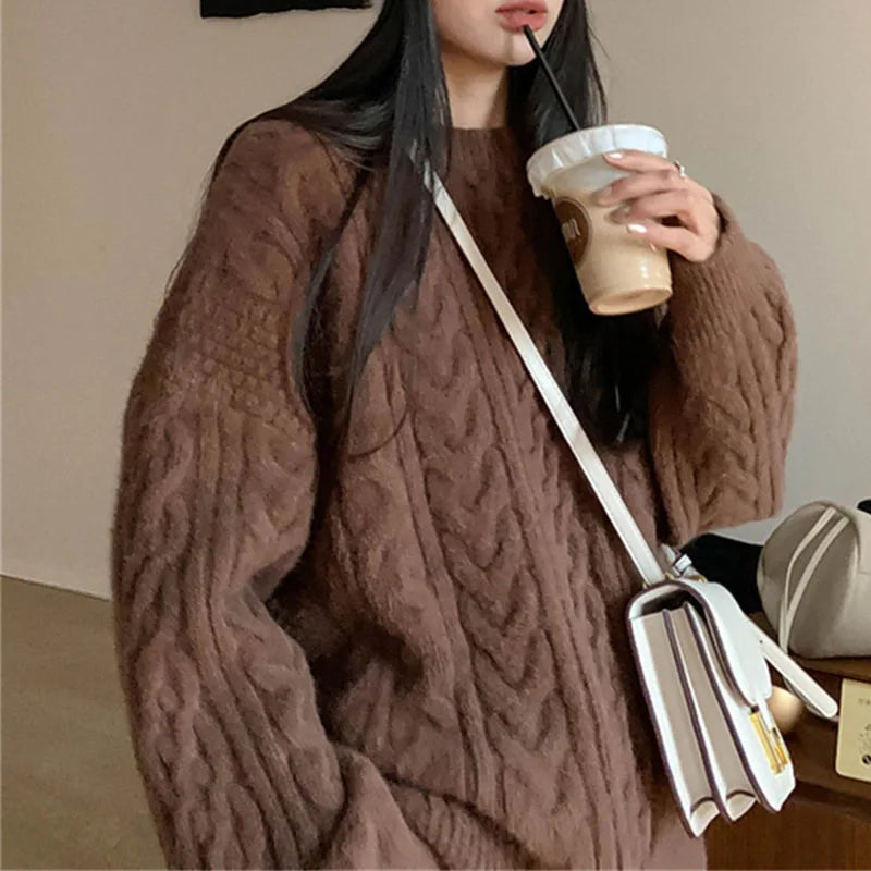 Women's Polyester Cable-Knit Long-Sleeve Crewneck Loose Pullover Sweater for Autumn Winter Outfits