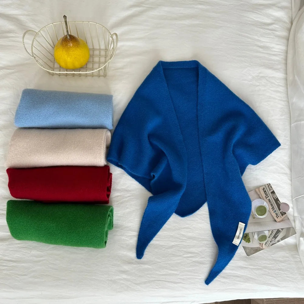 Solid Knitted Triangle Scarf with Tieable Pointed Corners