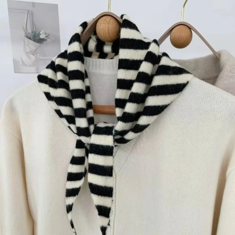 Striped Triangle Knit Scarf with Tieable Pointed Ends