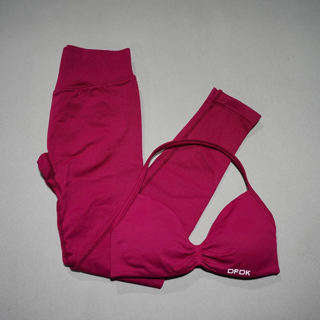 Women's Strappy Bra And Bottoms Yoga Set For Workout Outfits