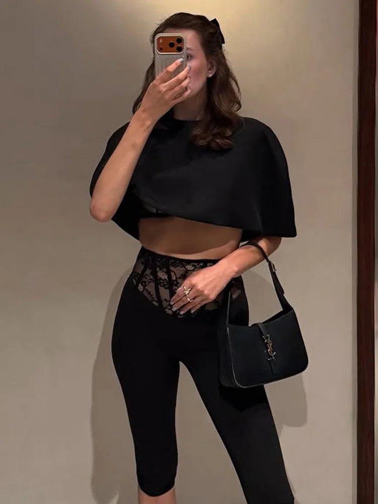 Women's Short Polyester Capelet with Round Neck and Open Front
