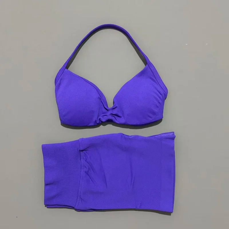 Women's Twist Front Bra And Shorts Yoga Set