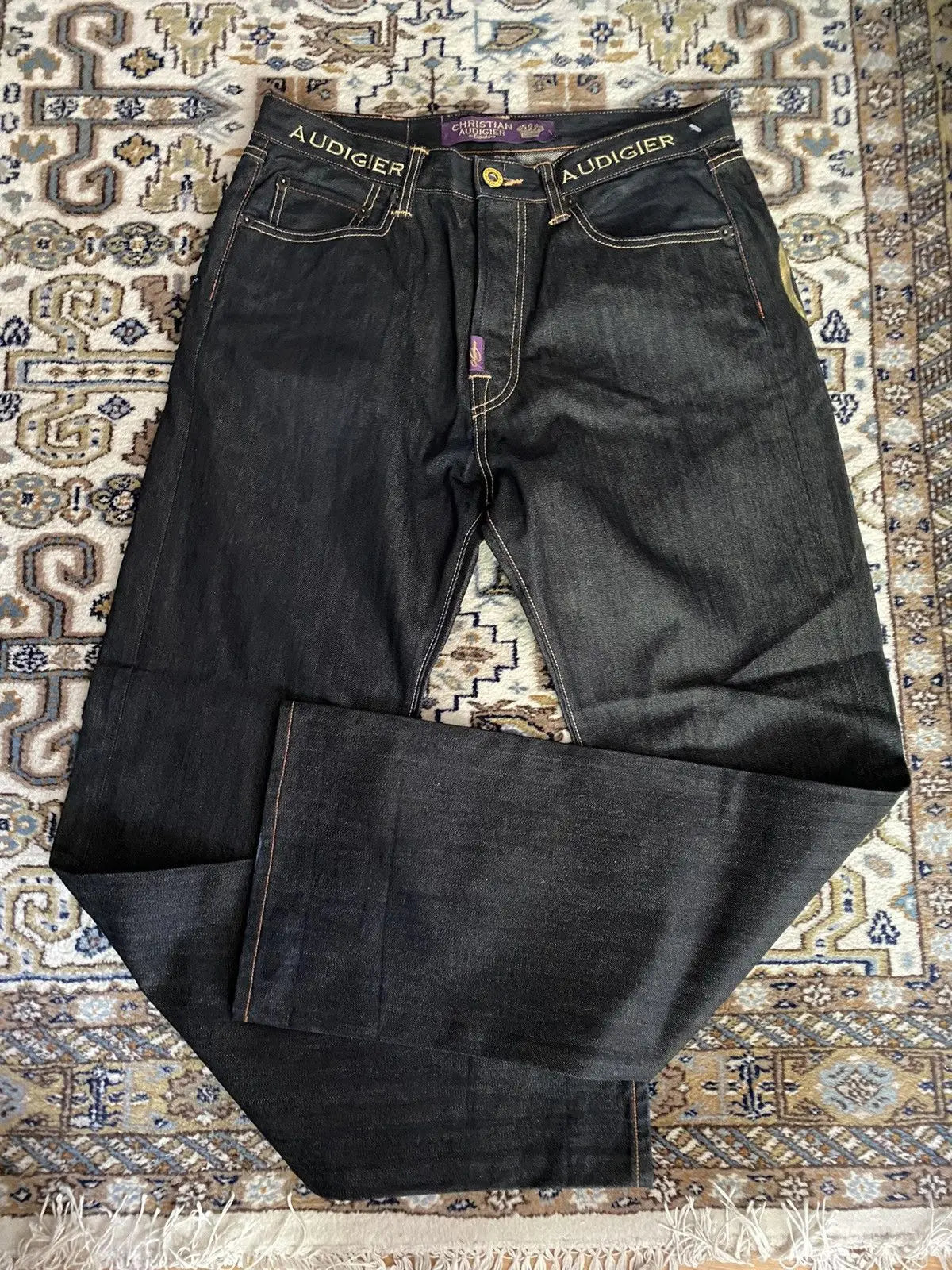Women's Statue Graphic Black Wide Leg Denim Jeans