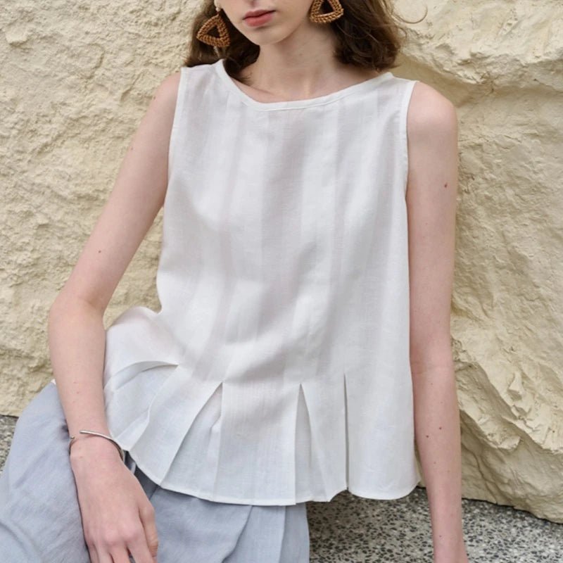 Women's Linen-Viscose Sleeveless Tank Top with Pleated Hem for Casual Summer Outfits