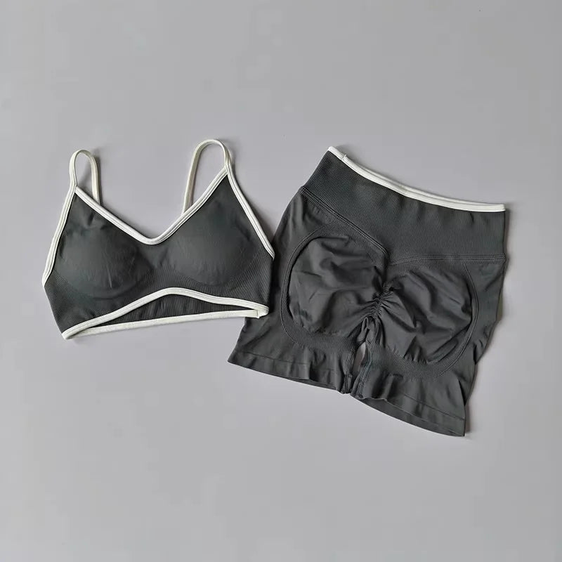 Women's Contrast Trim Bra And Shorts Yoga Set