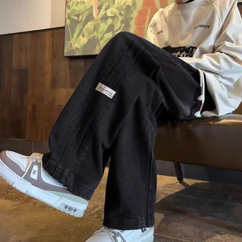 Men's Straight Leg Denim Jeans for Casual Everyday Wear
