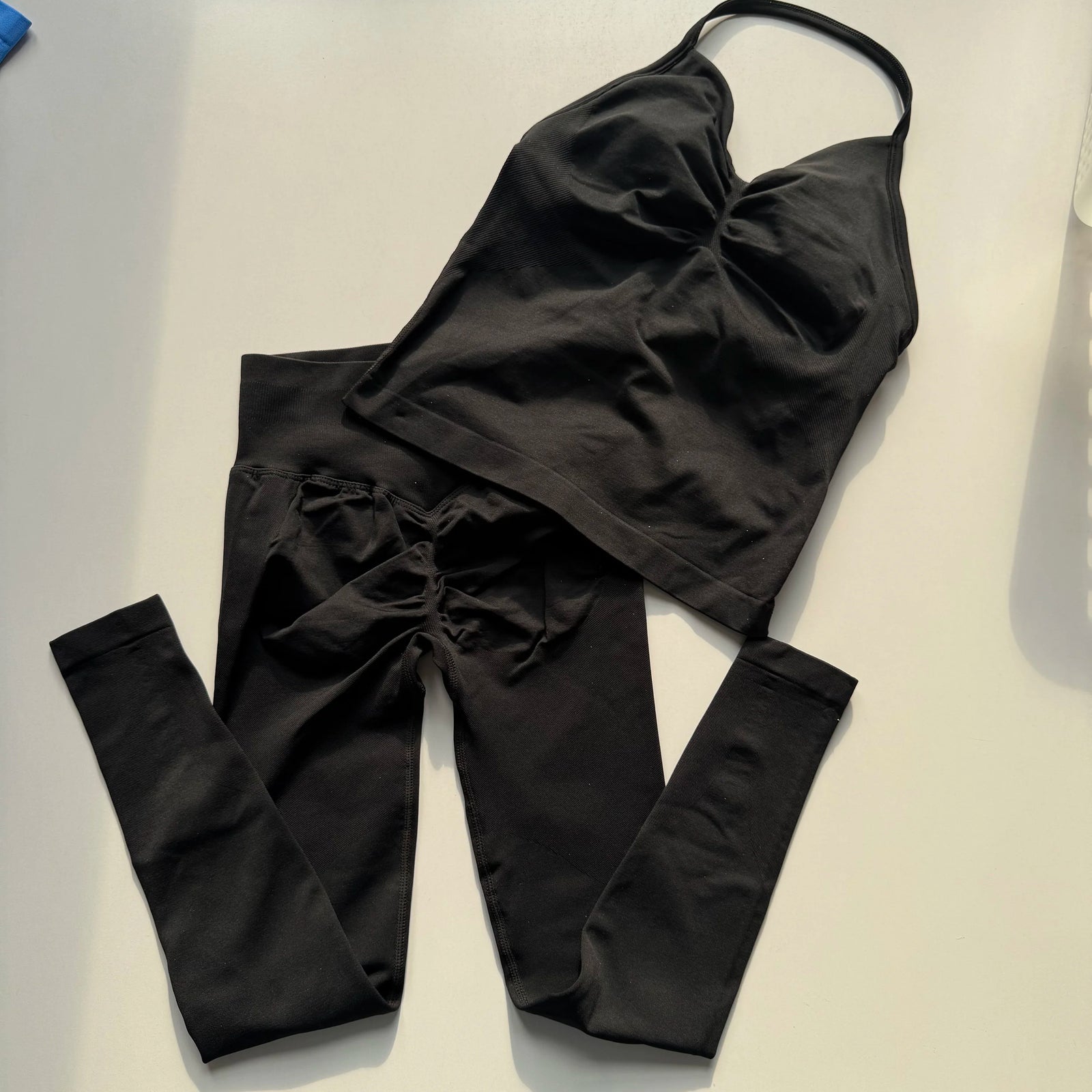 Women's Cross Back Bra And Leggings Yoga Set