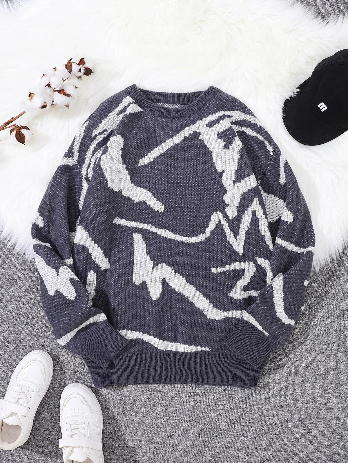 Men's Abstract Pattern Crew Neck Knit Sweater