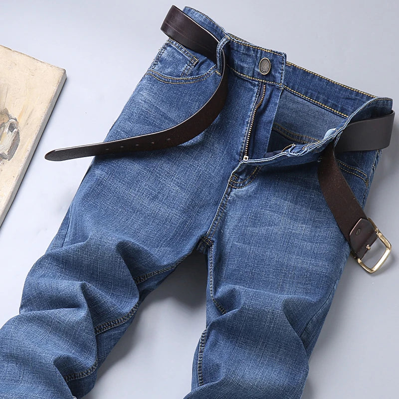 Men's Straight Leg Denim Jeans for Casual Everyday Wear