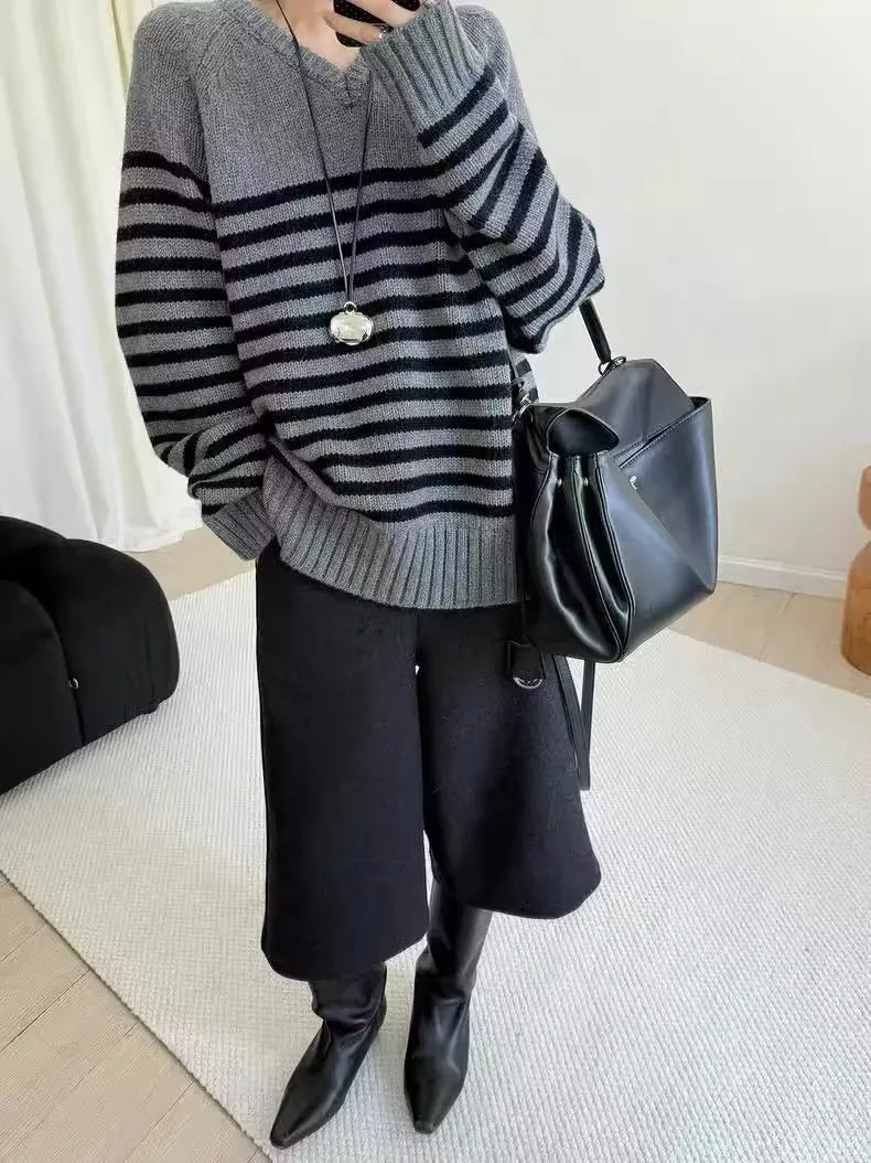 High-end V-neck striped 100% wool knitted sweater loose pullover sweater women wool base layer