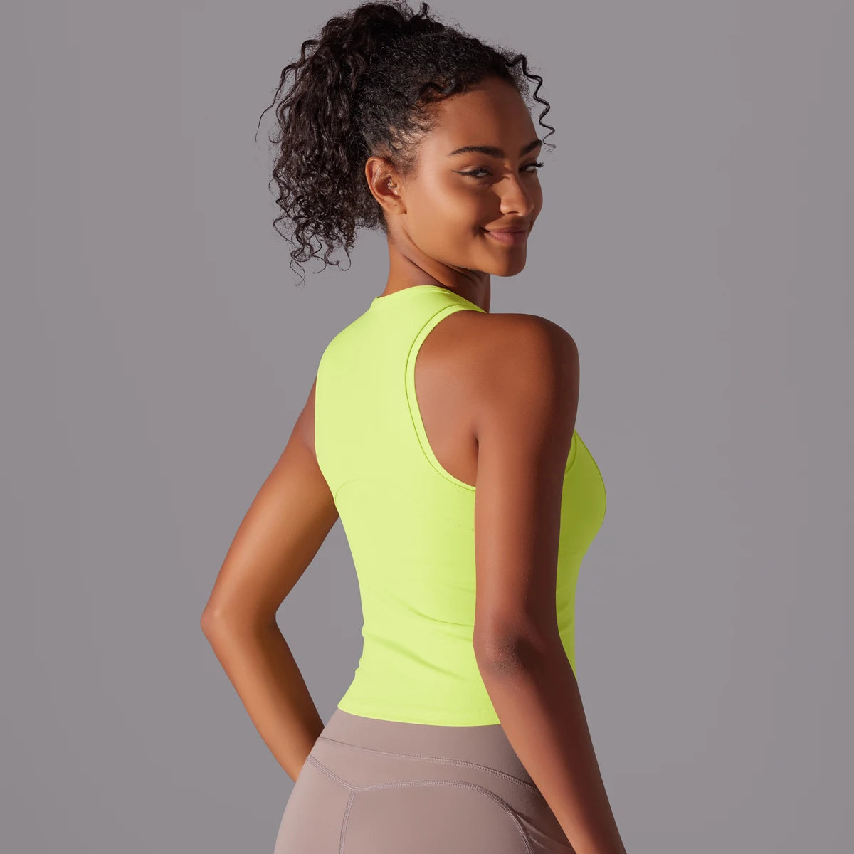 Women's Scoop Neck Longline Sleeveless Tank Top For Workout Outfits