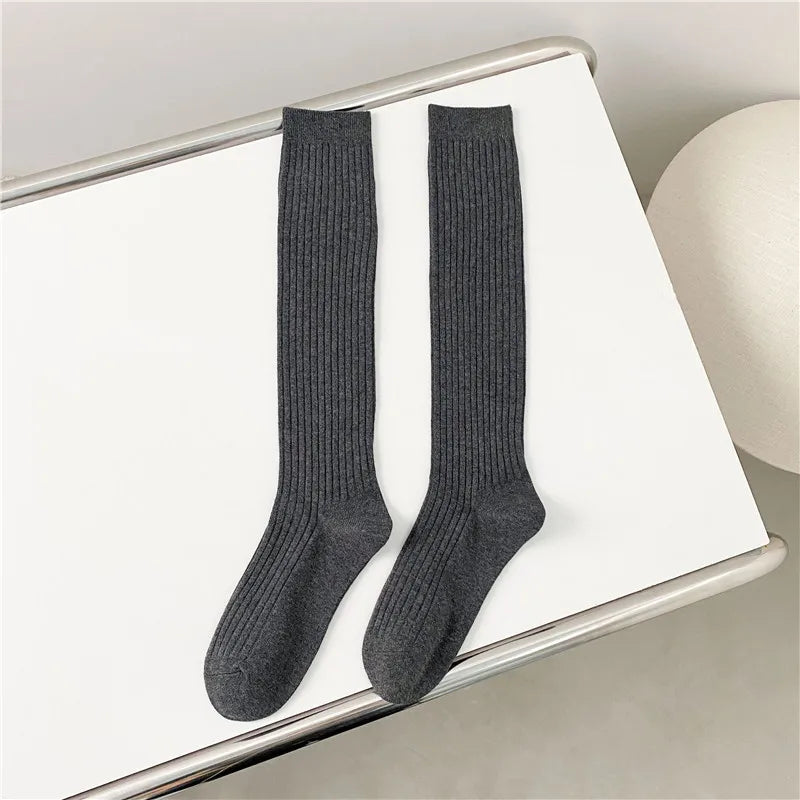 Solid Ribbed Knee High Socks with Shaped Heel