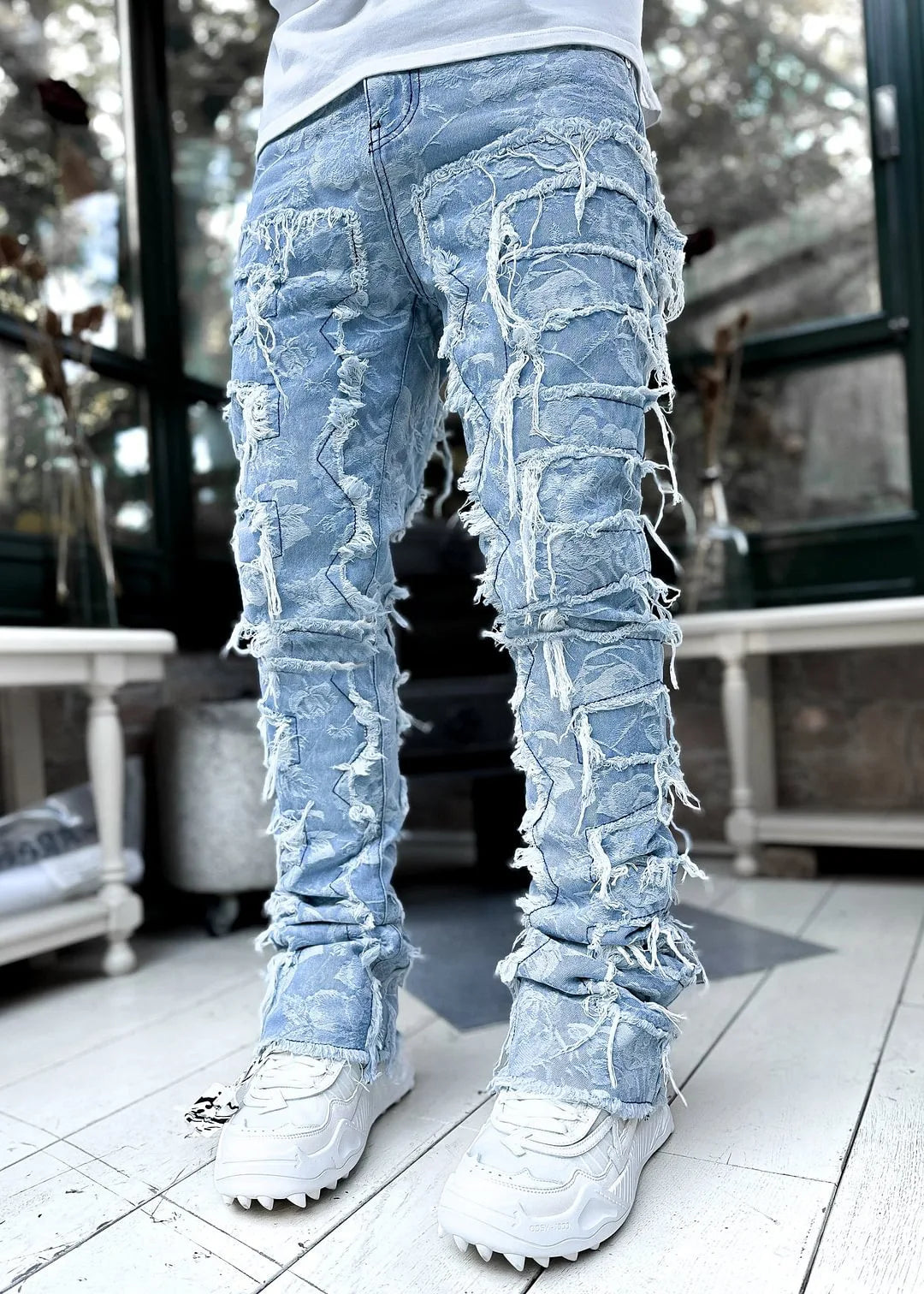 Men's Distressed Slim Fit Denim Jeans for Casual Everyday Wear