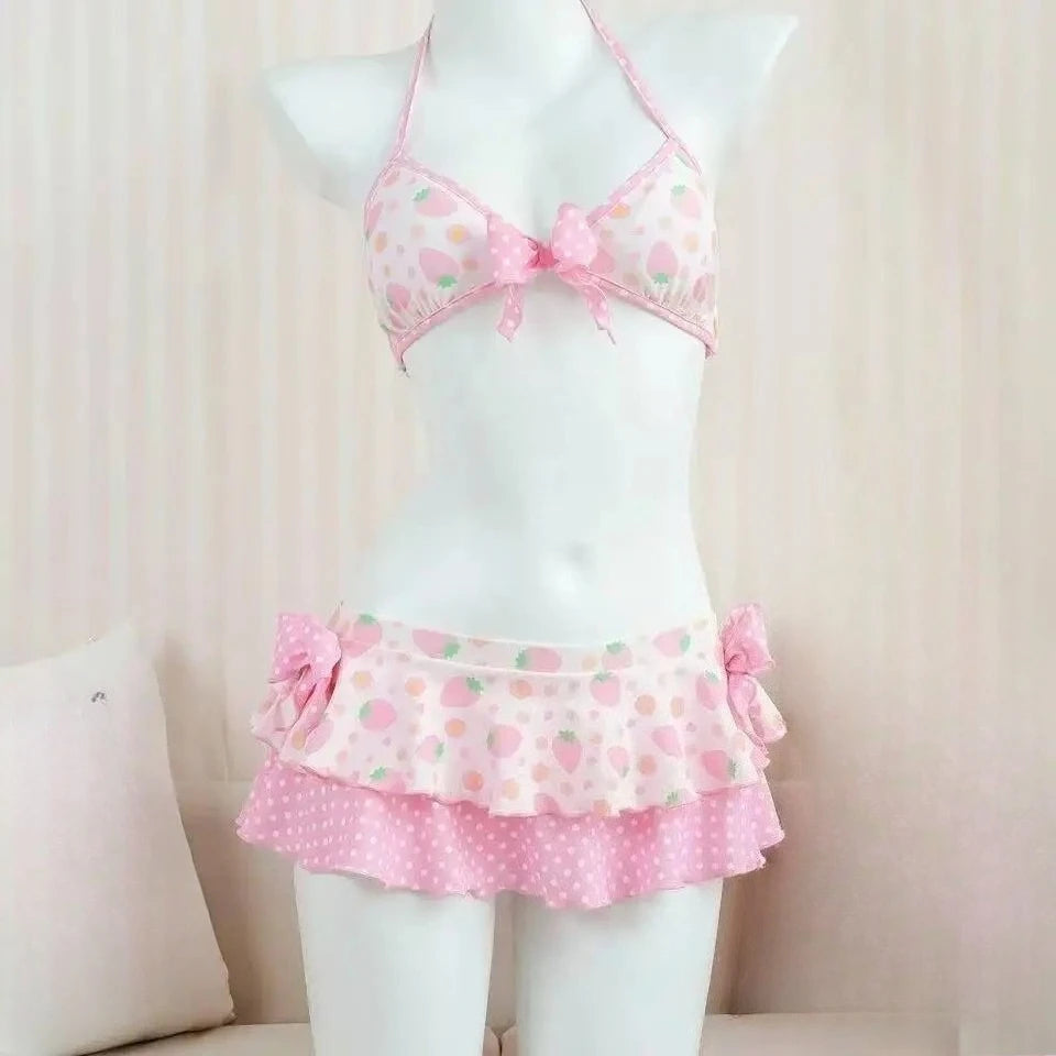 Ruffle Detail Printed Halter Bikini