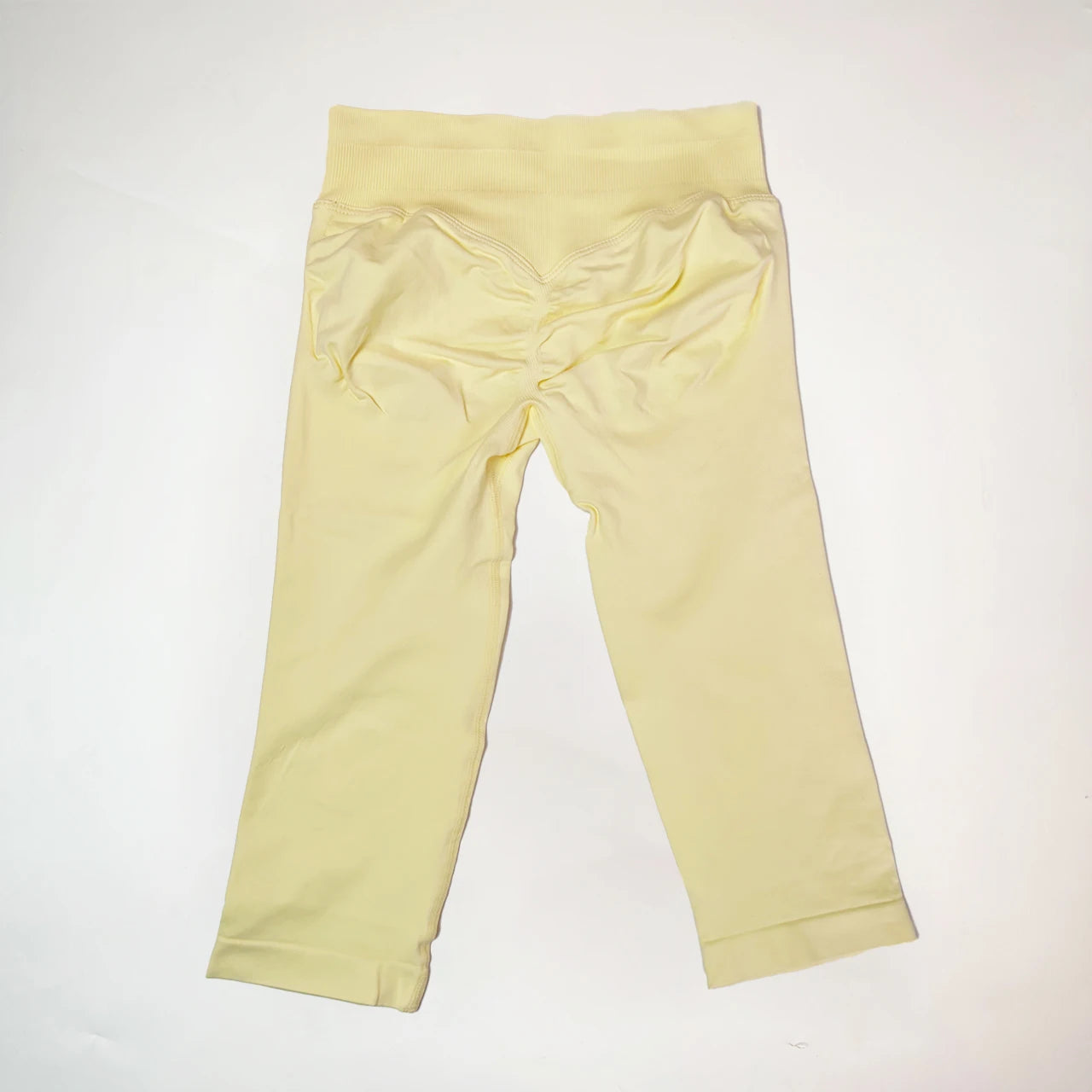 Women's Scrunch Capri Leggings For Workout Outfits And Layering