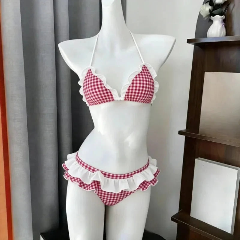 Ruffle Detail Printed Halter Bikini