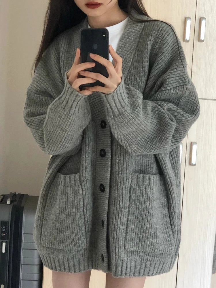 Women's Oversized Pocket Button Front Cardigan Casual Knit Layer