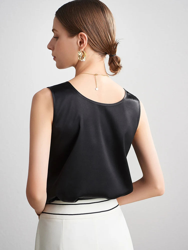 Women's Mulberry Silk Tank Top with Round Neck and Sleeveless Cut
