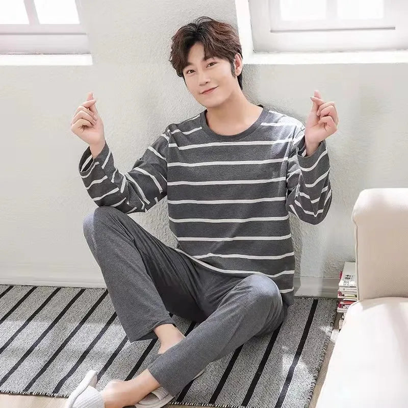 Men's Graphic Long Sleeve Crew Neck Top and Pants Pajama Set