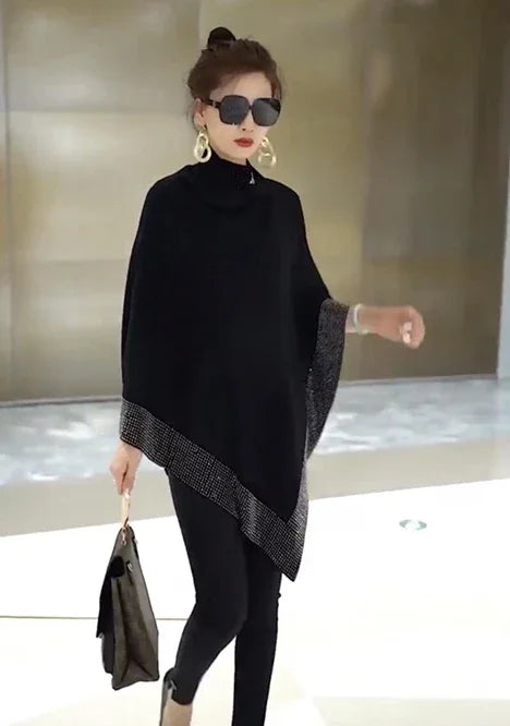Contrast Trim Pointed Hem Poncho for Layering over Outfits