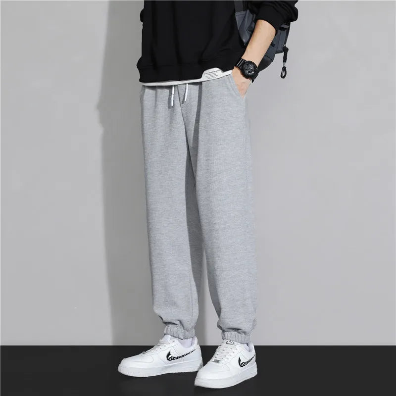 Men's Relaxed Multi-Pocket Cargo Pants