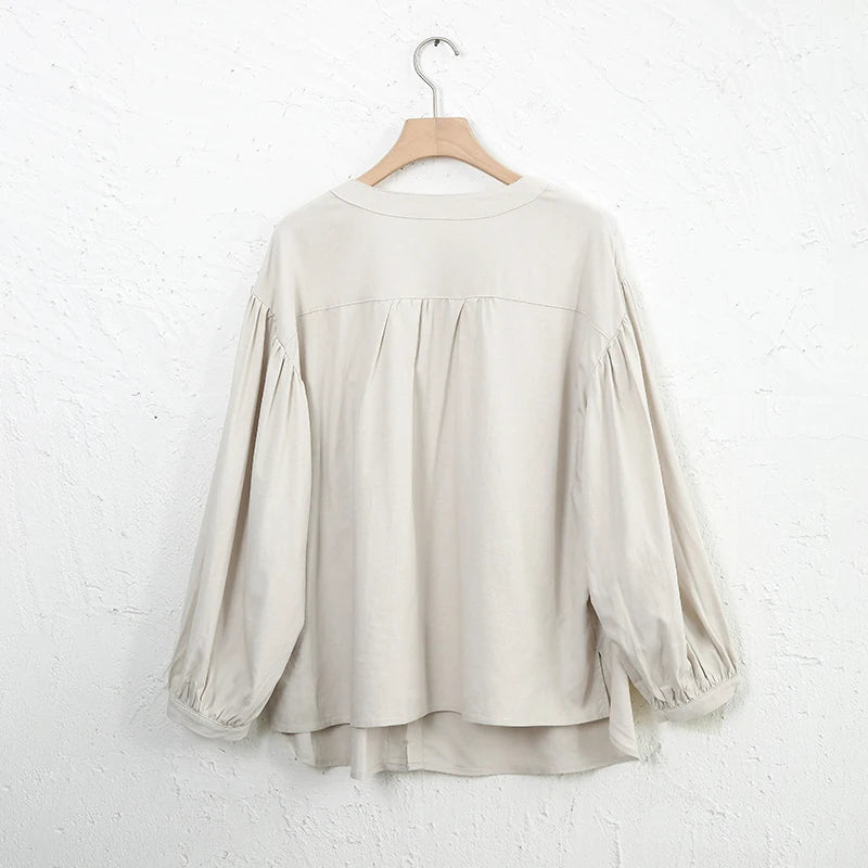 Women's Linen-Rayon Long-Sleeve Loose Round-Neck Blouse with Button Detail for Casual Outfits