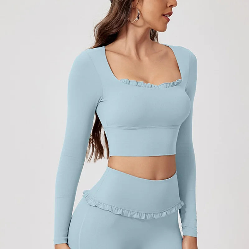 Women's Scalloped Square-Neck Long-Sleeve Workout Crop Top