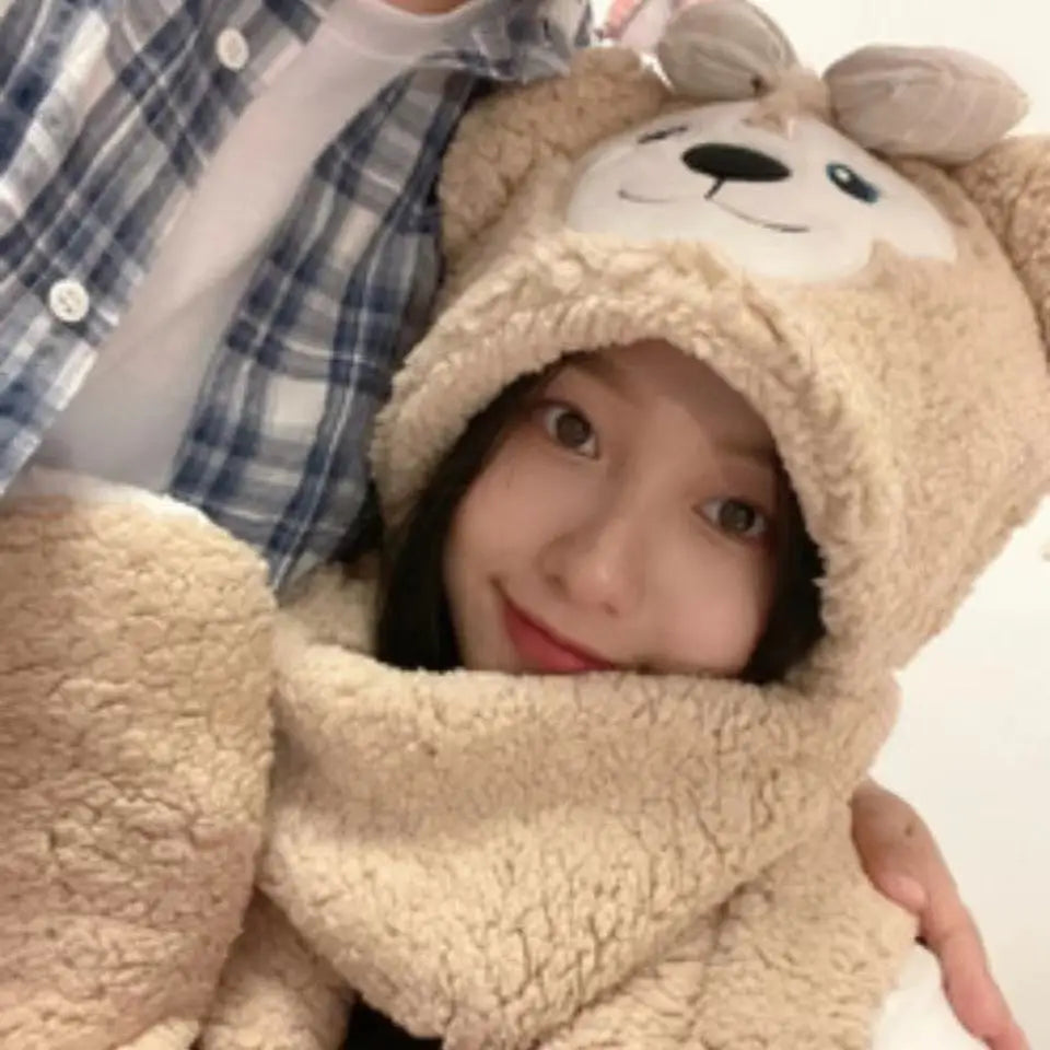 Pooh and Lotso Integrated Hat Scarf and Gloves Set for Winter