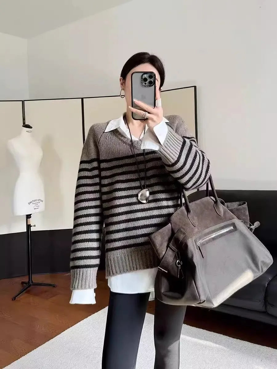 High-end V-neck striped 100% wool knitted sweater loose pullover sweater women wool base layer