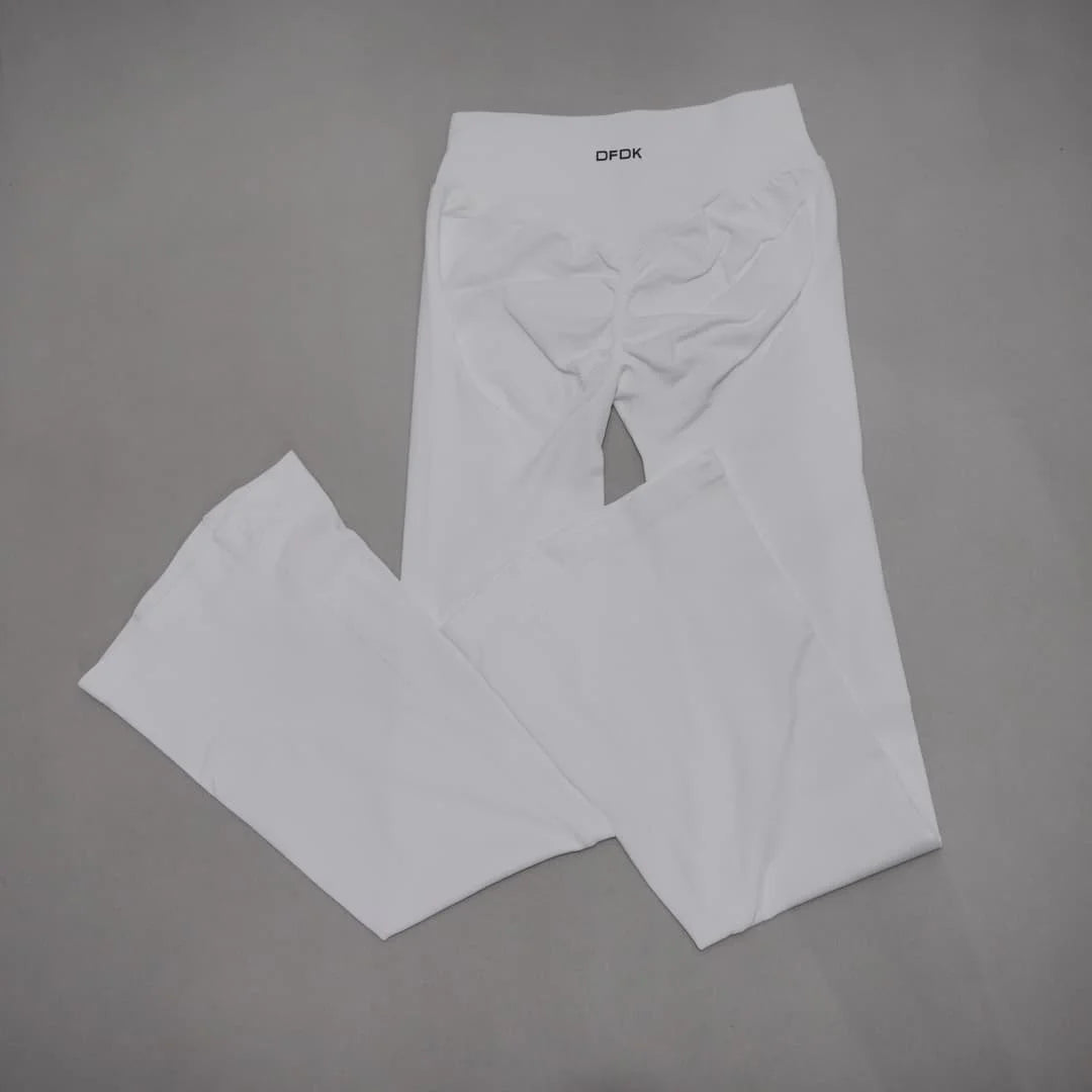 Women's Scrunch Flared Leggings For Workout Outfits And Layering