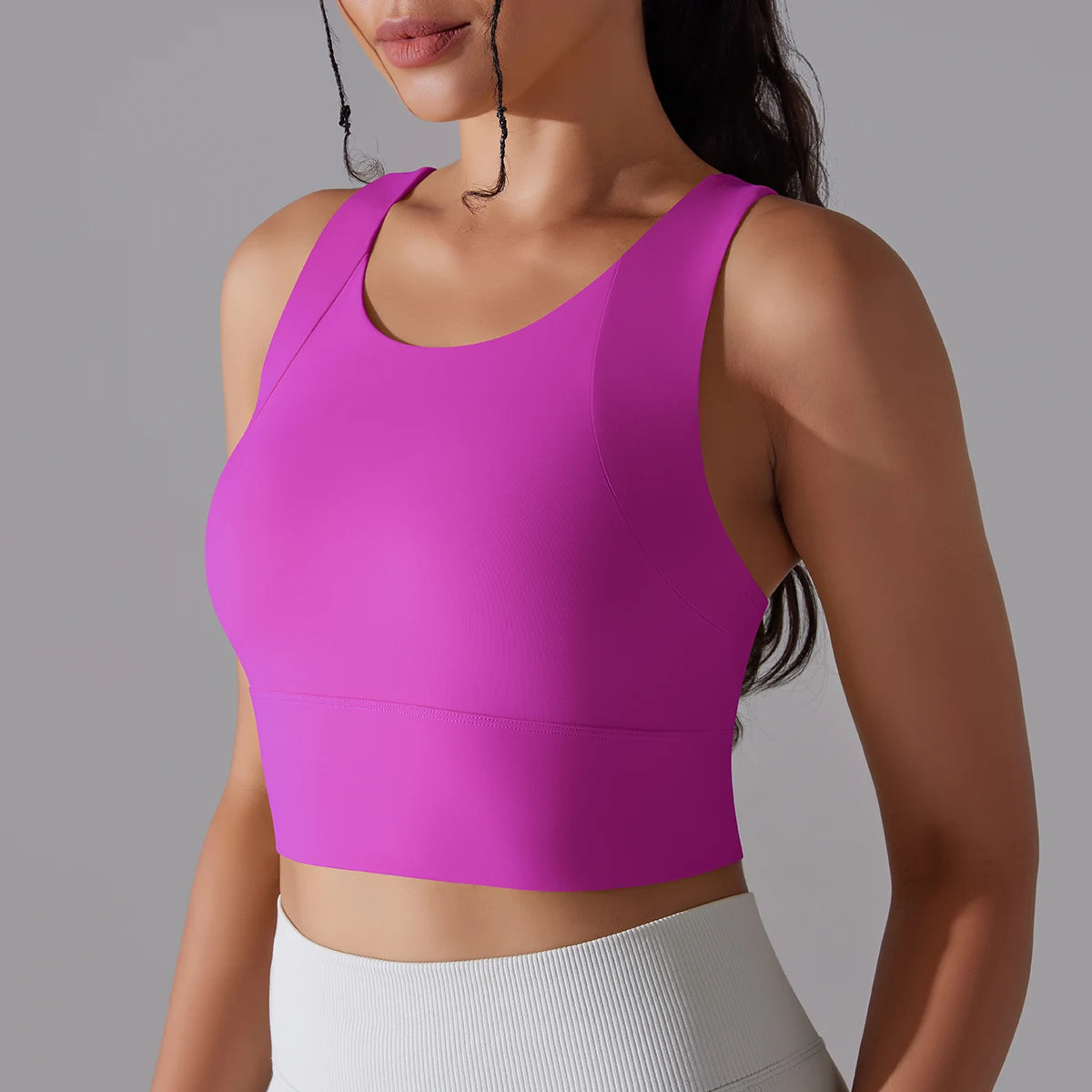 Women's Solid Nylon Blend Sports Bra with a Fitted Stretch Silhouette