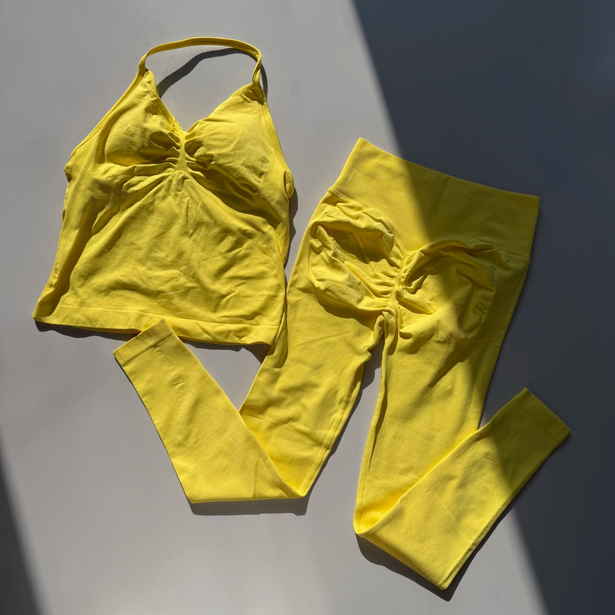 Women's Cross Back Bra And Leggings Yoga Set