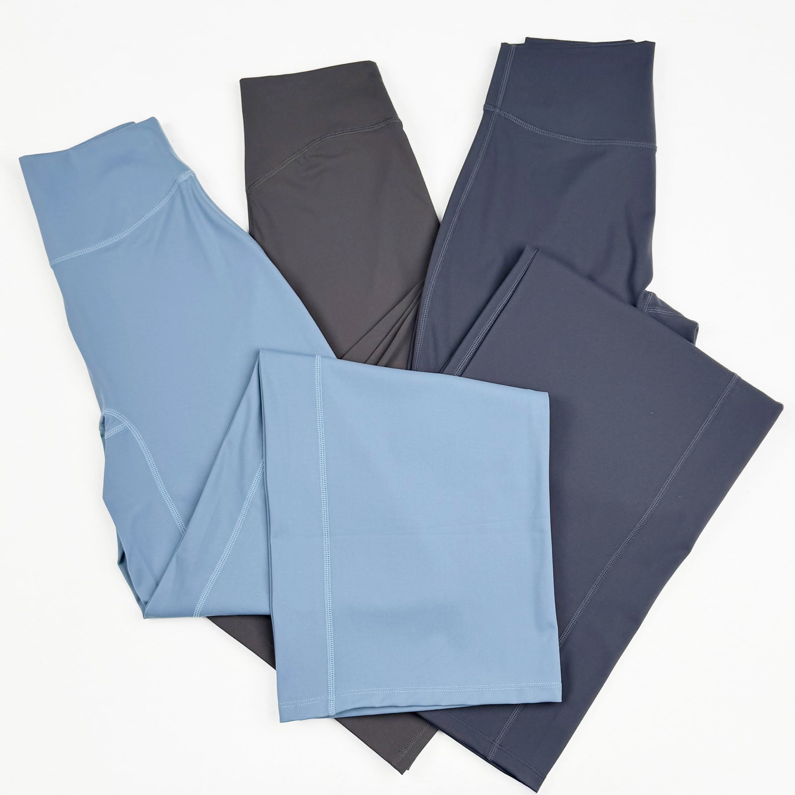 Women's Scrunch Flared Leggings For Workout Outfits And Layering