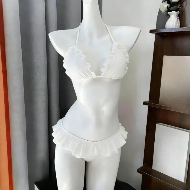 Ruffle Detail Printed Halter Bikini
