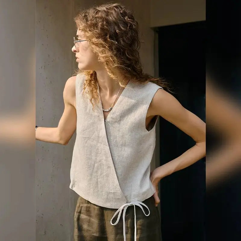 Women's Linen Sleeveless V-Neck Cropped Tank Top with Tie Detail for Summer