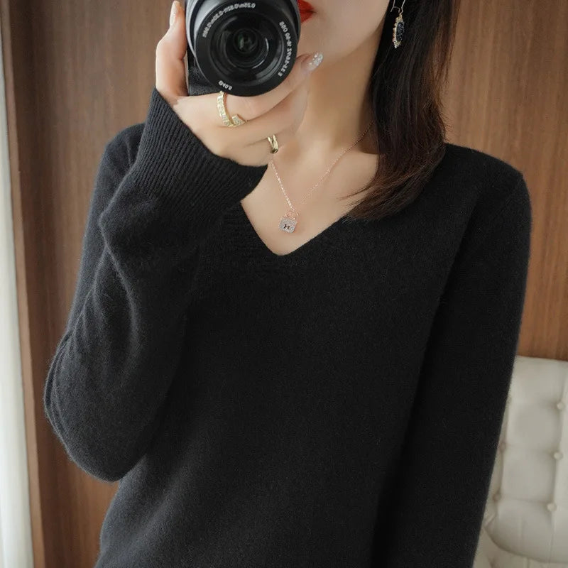 Women's V Neck Long Sleeve Sweater Casual Knit Layer