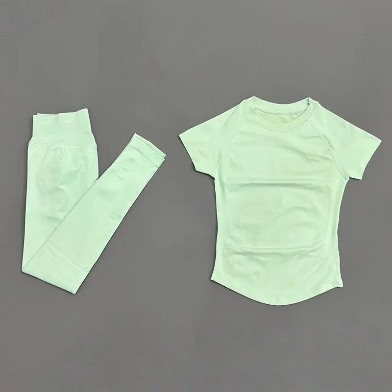 Women's Tee And Leggings Yoga Set For Workout Outfits