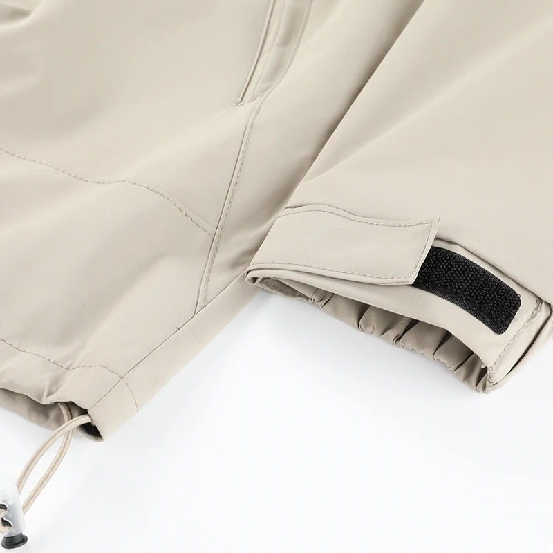 Hooded Long Sleeve Full Zip Outdoor Hiking Jacket with Pockets