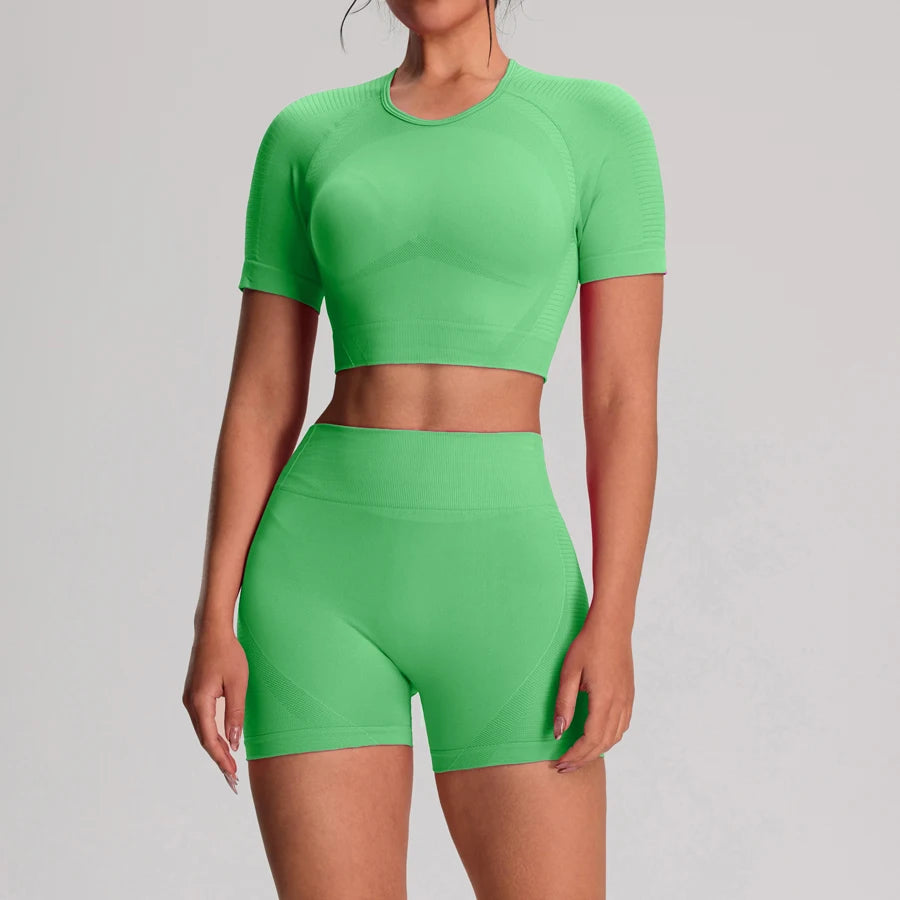Women's Cropped Tee And Shorts Yoga Set For Workout Outfits