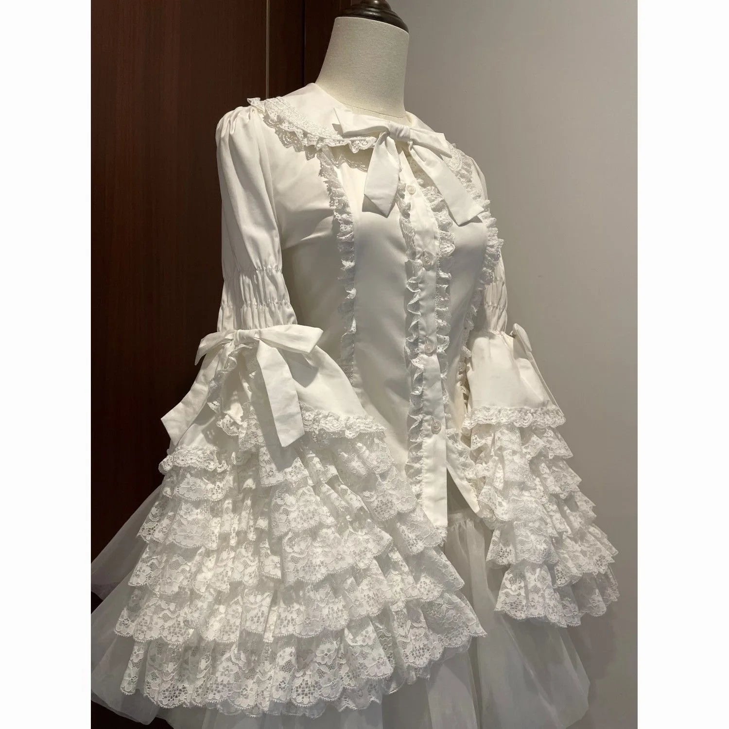 Women's Lace Detail Long Sleeve Button Front Blouse