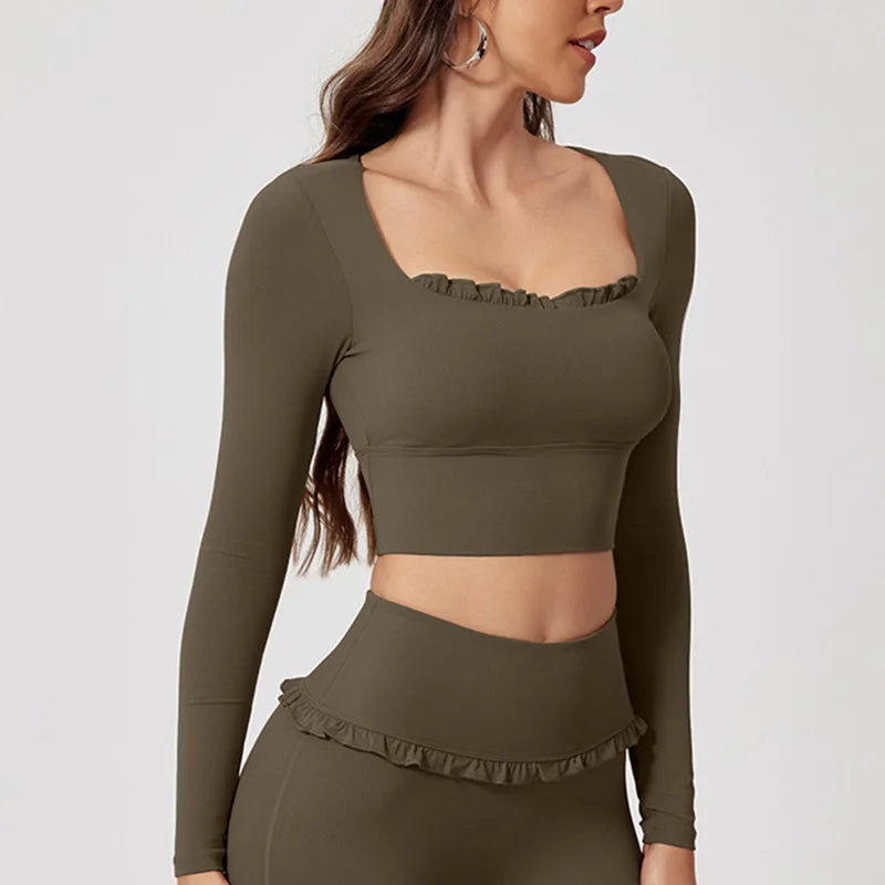 Women's Scalloped Square-Neck Long-Sleeve Workout Crop Top