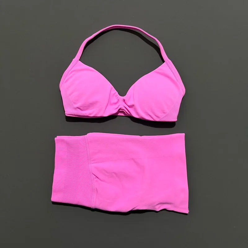 Women's Twist Front Bra And Shorts Yoga Set
