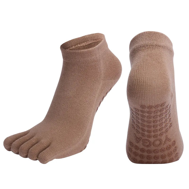 Five Toe Ankle Socks with Textured Sole Dot Pattern