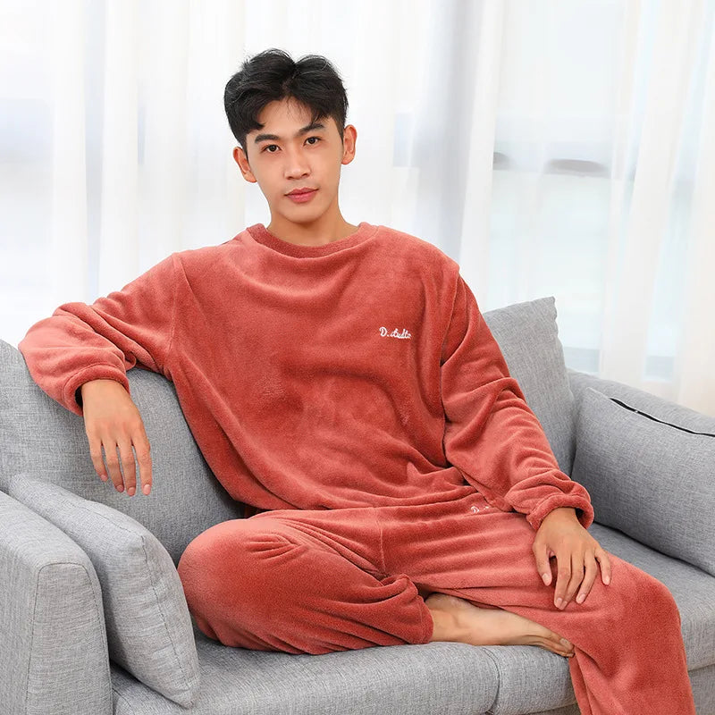 Men's Textured Long Sleeve Crew Neck Top and Pants Pajama Set