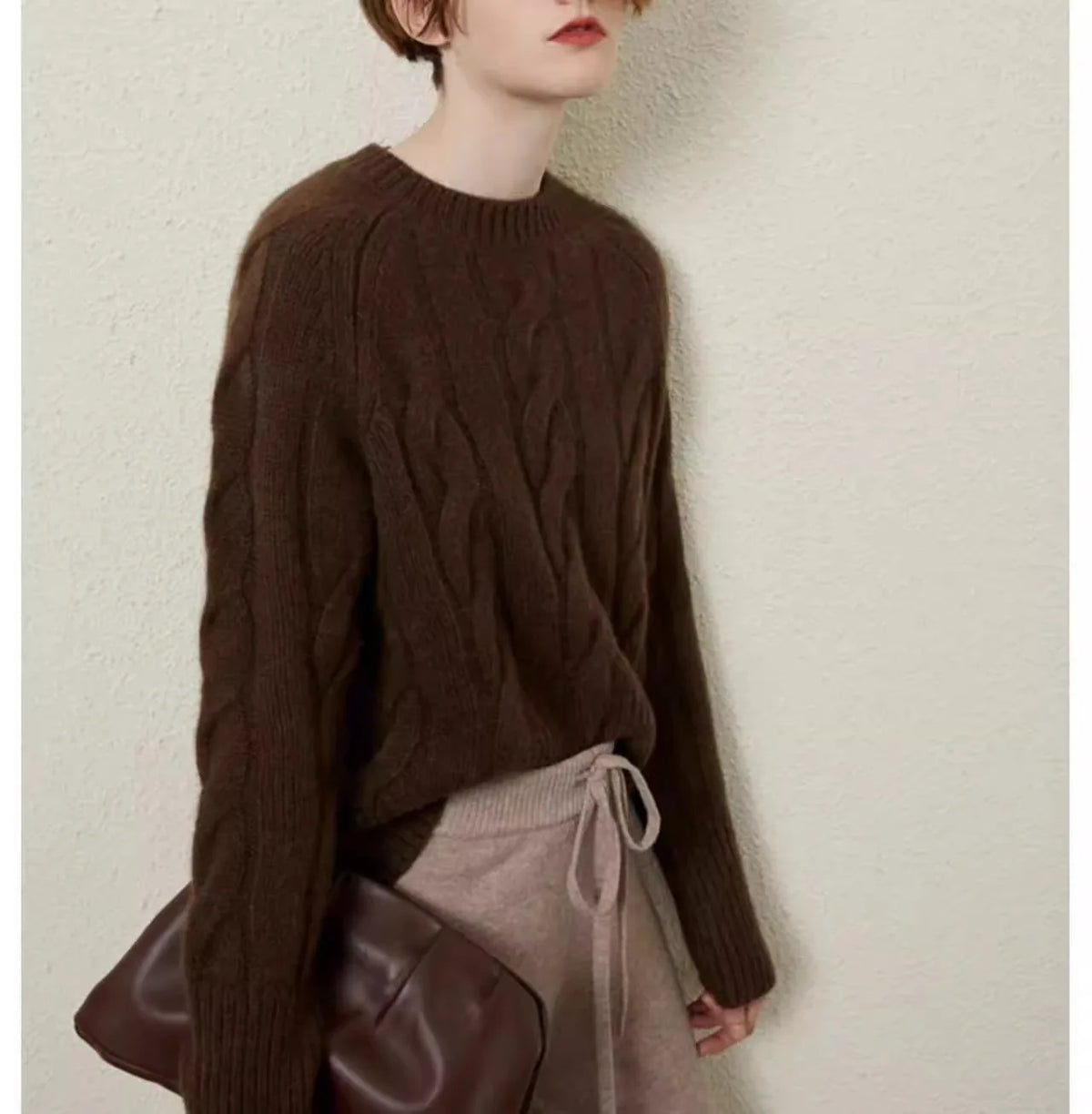European autumn and winter cashmere sweater women's crewneck twist sweater loose cover to wear pure wool knitted bottom thick