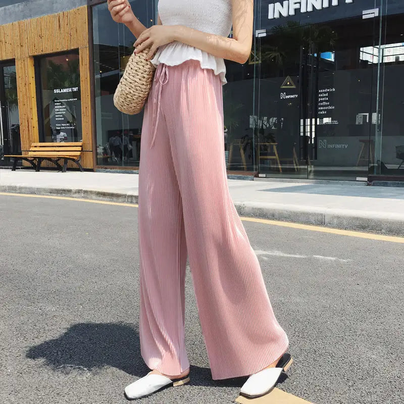 Women’s Pleated Wide-Leg Pants